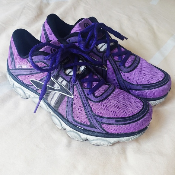 brooks pureflow 1 mens purple